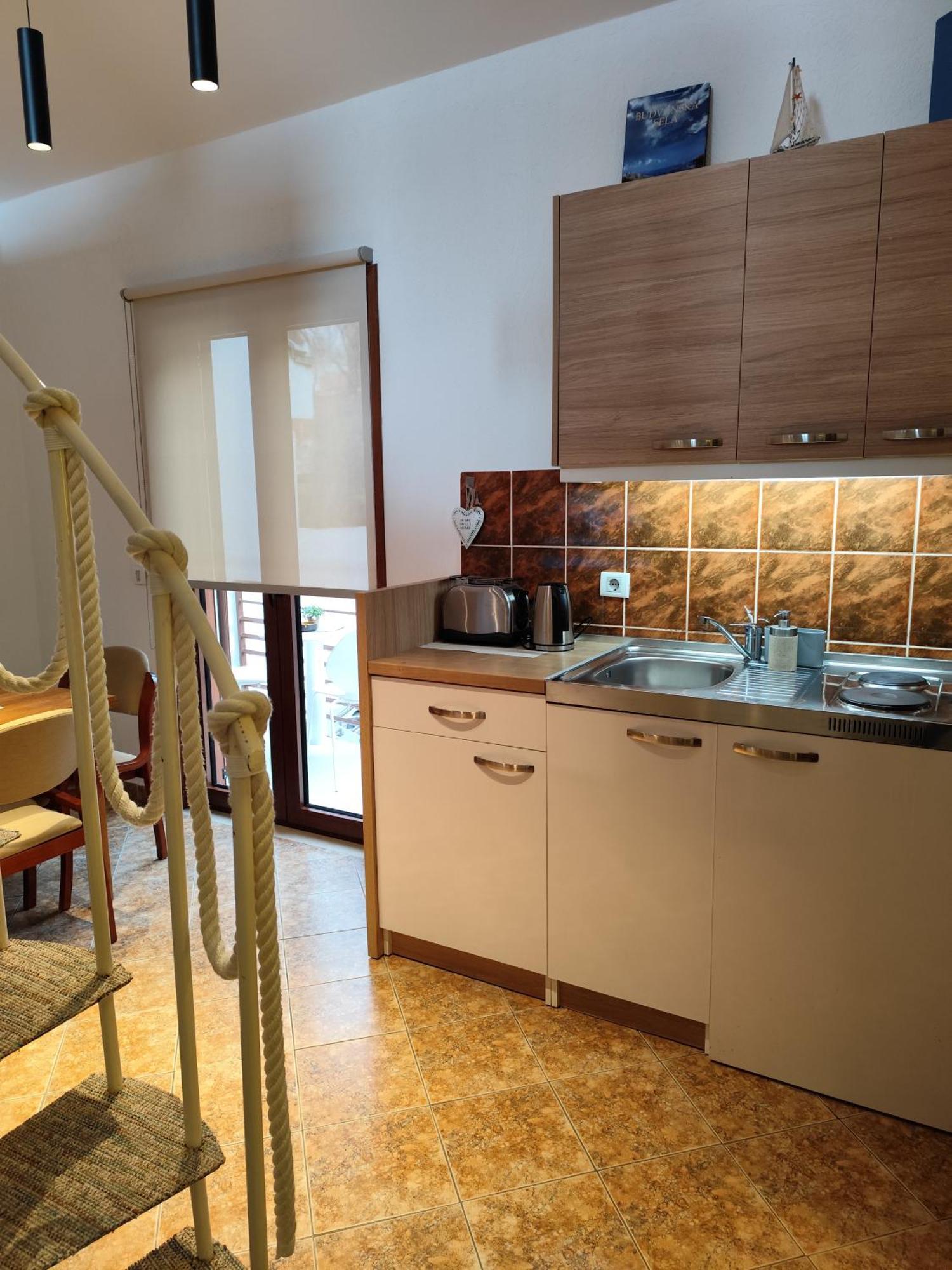 Guest House Jedro Petrovac Quarto foto