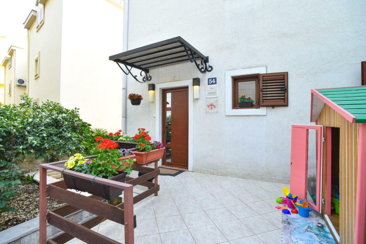 Guest House Jedro Petrovac Exterior foto