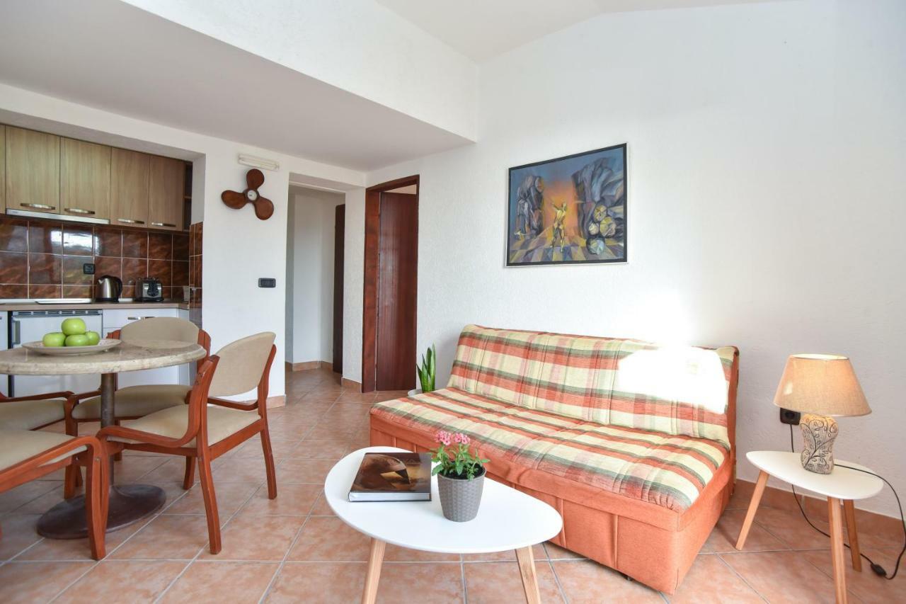 Guest House Jedro Petrovac Exterior foto